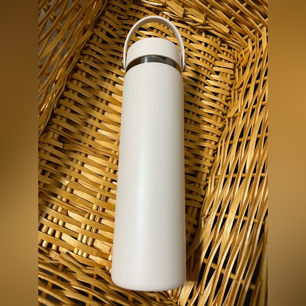 Hydro Flask - Picture 3 of 4